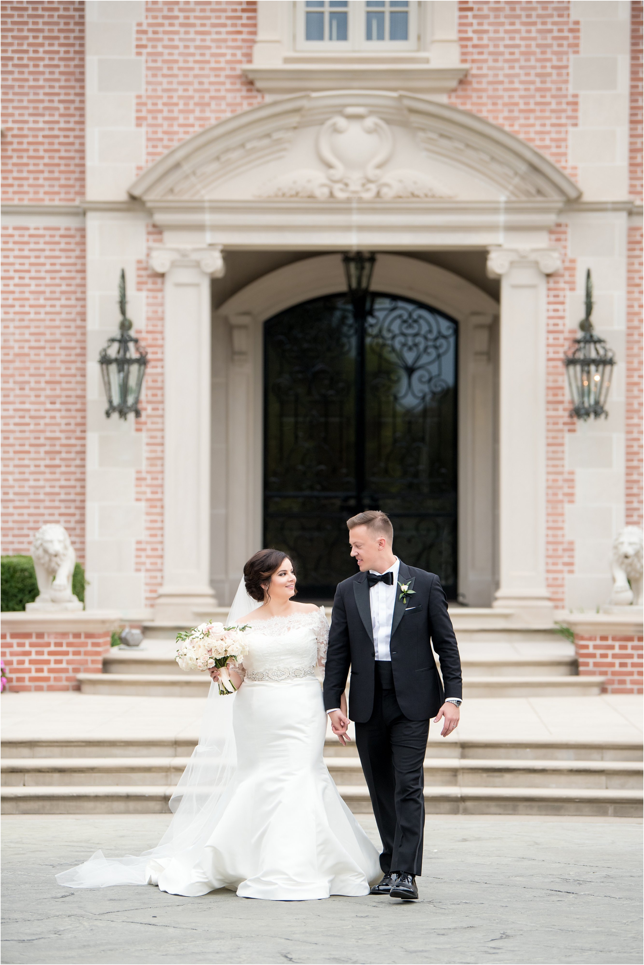 Lucas Oil Estate Wedding | Sarah & Rachel Wedding Photographers