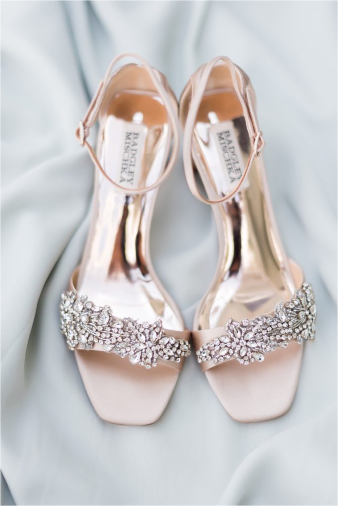 sparkly bridal shoes by badgley mischka