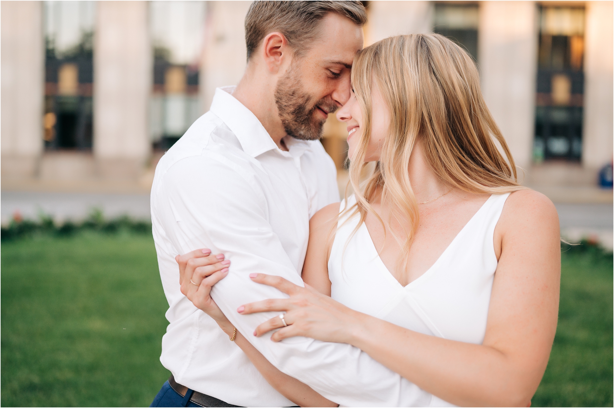 courthouse lawn for engagement photos